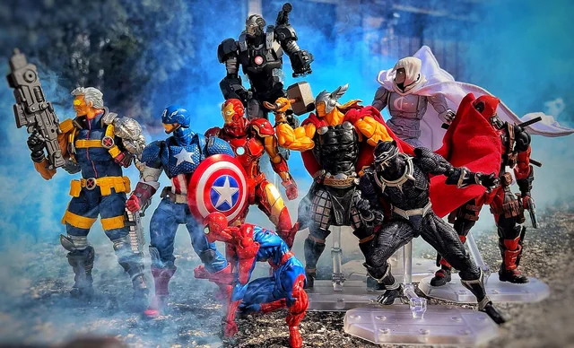 revoltech action v0 - My Dress-Up Darling Merch